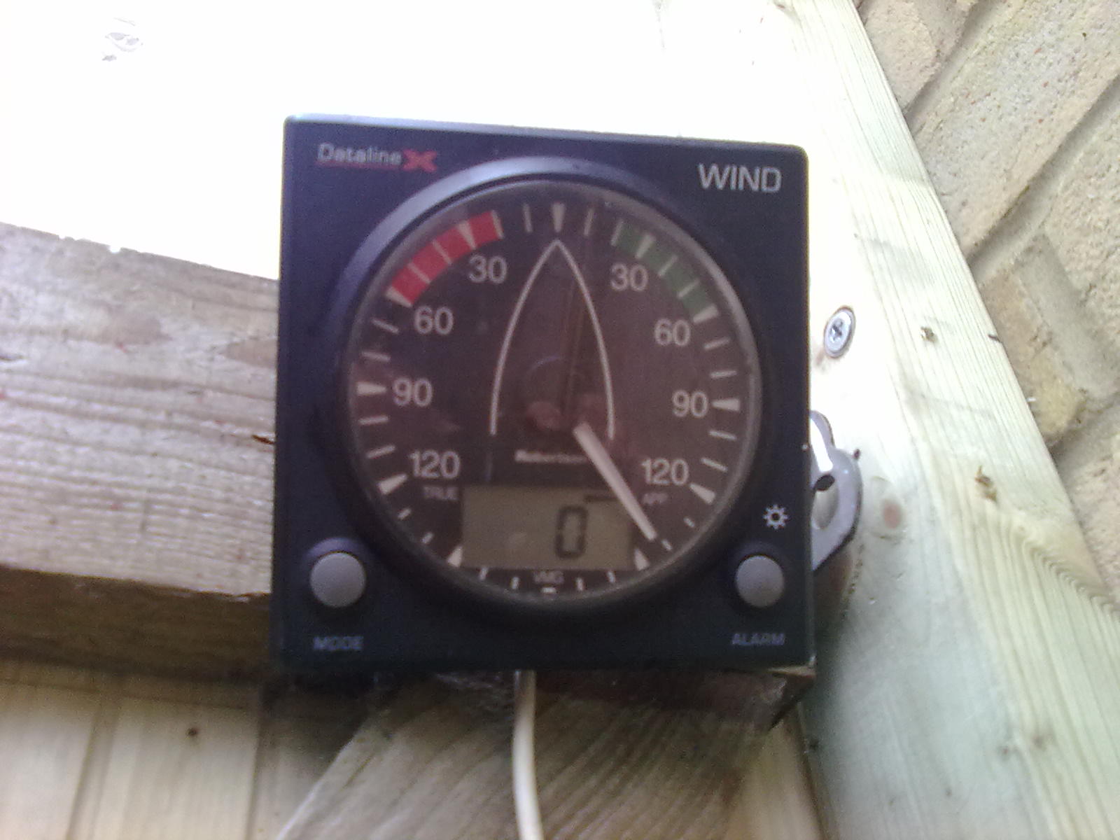 measured 21/3/10 - Stowe wind system, best there is, note  solid direction and digital wind speed with backlight and gust alarm programming
