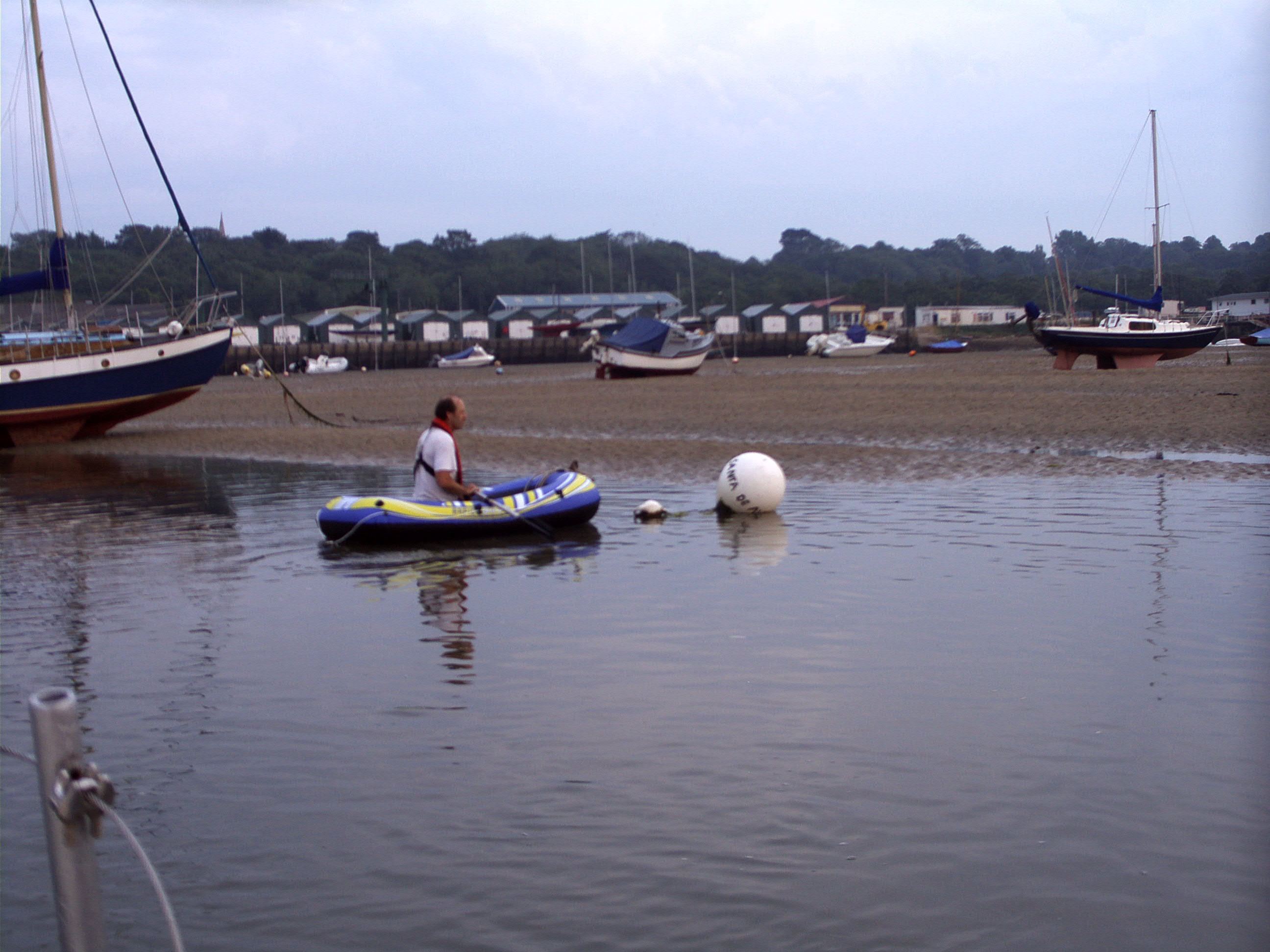 leaned my lesson from swanage, prefer a buoy AND and anchor to be safe, then you  have a backup